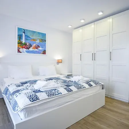 Modern Christian With Private Pool And Sauna * Porat (Krk)